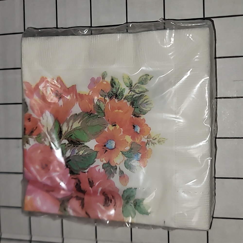 Vintage Beach‎ Majestic Garden 16 Pk Beverage Napkins, NIP